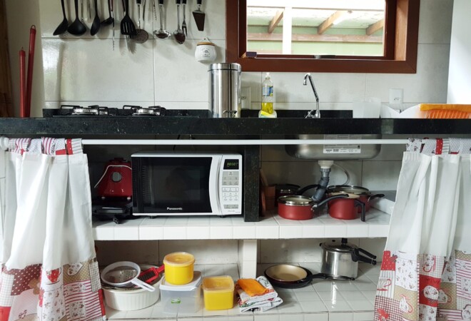 HOSPEDAGEM EM BOMBINHAS